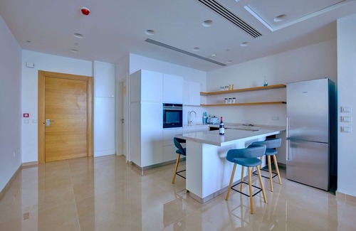 Sliema Apartment | Luxurious Apt With Ocean Views and Pool in Tigne Point