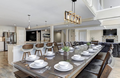 Blakeslee Ski Chalet | Luxurious Chalet in Blakeslee: Game Room, Hot Tub, Lake Access, Fire pit