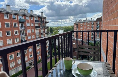 Joinville-le-Pont Apartment | Luxurious, comfortable and bright appartment