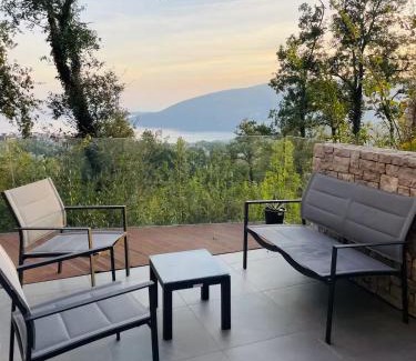 Podi Villa | Luxurious contemporary villa with pool