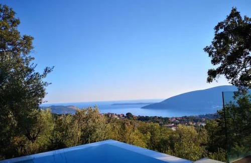 Podi Villa | Luxurious contemporary villa with pool