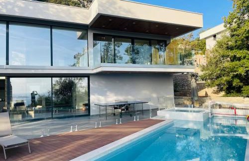 Podi Villa | Luxurious contemporary villa with pool