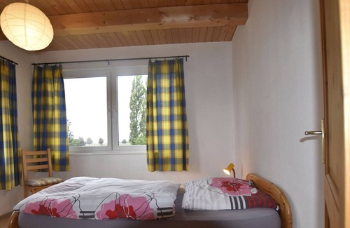 Boddin Apartment | Luxurious Apartment in Boddin with Garden