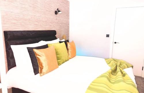Twickenham Riverside Apartment | Luxurious modern 1 bed Apartment in Twickenham!