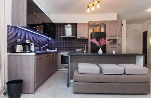 Dafni-Ymittos Apartment | Luxurious Modern Apt in Dafni by MPS