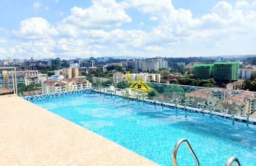 Westlands Condo | Luxurious Nairobi Condo With Rooftop Pool & Gym