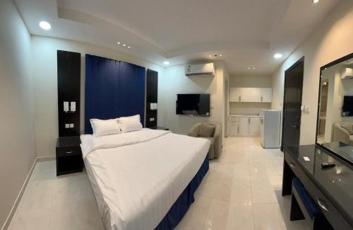 Al Khobar Apartment | Luxurious NEW unit with kitchen in 5 stars building