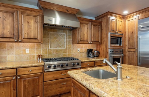 Warm Springs House | Luxurious Property with Spectacular Bald Mountain Views