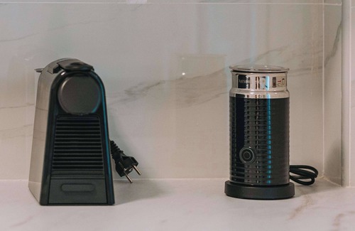 Voula Villa | Luxurious Stylish 2 Bd Villa with Balcony in Voula