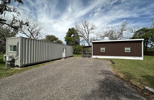 Sweeny Cottage | Luxurious Tiny House