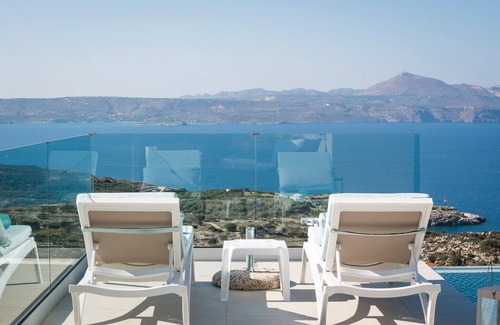 Kokkinon Khorion Villa | Luxurious Villa Kaylu - With Private Heated Pool