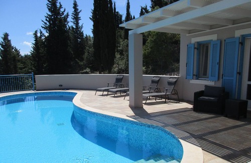 Matsoukata Villa | Luxurious Villa With Private Infinity Pool And Uninterrupted Sea Views