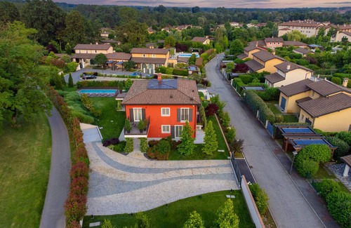 Bogogno Villa | Luxurious Villa with Private Pool and Garden Inside Bogogno Golf Club