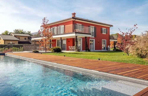 Bogogno Villa | Luxurious Villa with Private Pool and Garden Inside Bogogno Golf Club