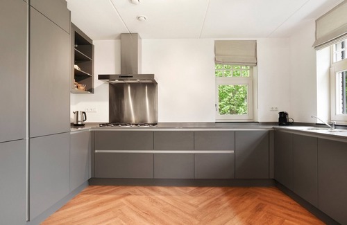 Kaatsheuvel House | Luxury 12-person vacation home in the holiday park Landal Kaatsheuvel