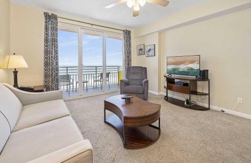 Brush - Stewarts House | Luxury 18th Floor 1 BR Condo Direct Oceanfront Wyndham Ocean Walk Resort Daytona Beach | 1808