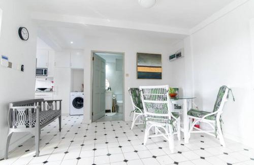 Gate Park Apartment | Luxury 1BR condo in St. Lucia