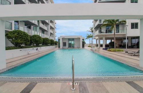 Northeast Miami Apartment | Luxury 1BR in Quadro Miami with Pool and Parking