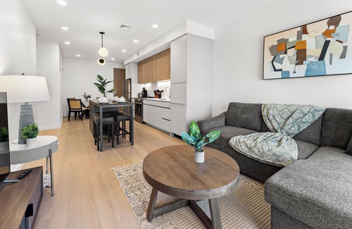 Columbus Park - Andrew Square Apartment | Luxury 1BR Near Broadway Southie 9336