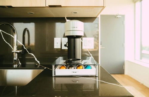 South End Apartment | Luxury 1BR Penthouse Apt In Central Halifax