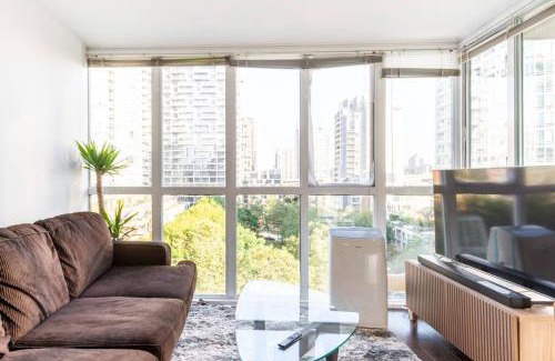 Downtown Vancouver Apartment | Luxury 2-bedroom condo beach side Yaletown
