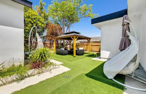 Huntington Beach Villa | Luxury 2 bedroom villa