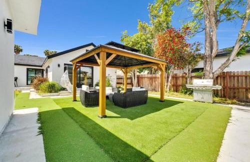 Huntington Beach Villa | Luxury 2 bedroom villa
