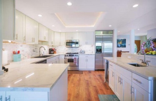 Wailua House Lots Apartment | Luxury 2-Story Oceanfront Condo w/Views & Pool