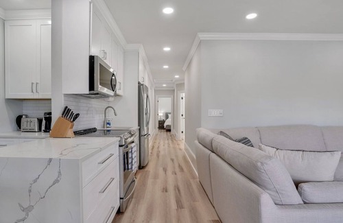 Wilmington Historic District Condo | Luxury 2bd/2ba in Heart of Historic Downtown