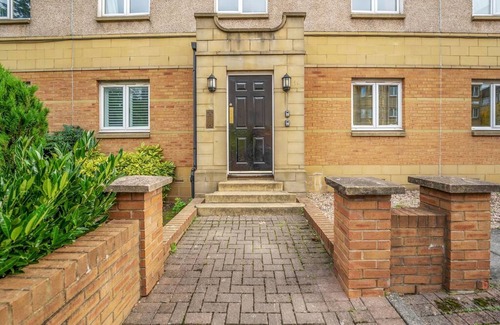 Haymarket Apartment | Luxury 2bed 2bath-ground Floor-free Parking