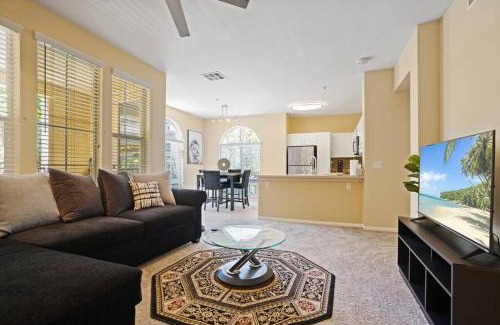 Orange Apartment | Luxury 2BR/2BA!5Min to Disney! Angelstadium! HondaCenter.