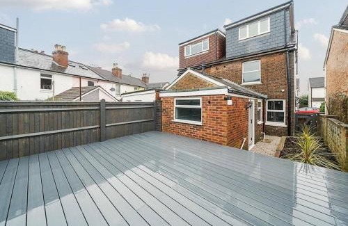 Royal Tunbridge Wells Apartment | Luxury 3 Bed House in Central Tunbridge Wells Sleeps 10