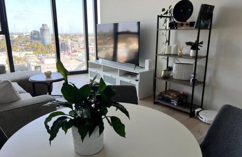 Southbank Apartment | Luxury 3 Bed 2 Bath + car park at Melbourne Square