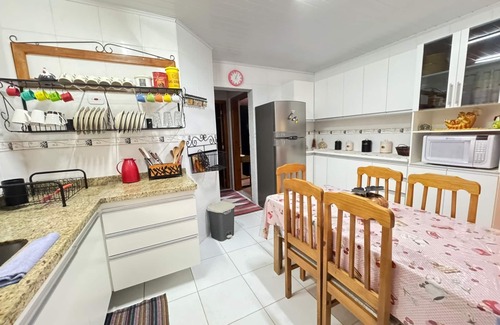 Campos do Jordao House | Luxury 3 Bedroom Home