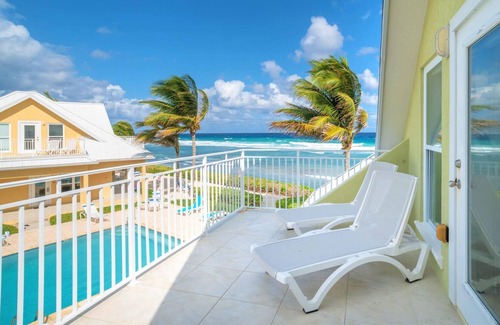 North Side Villa | Luxury 3bd Beach Front 4 Green Stunning Views