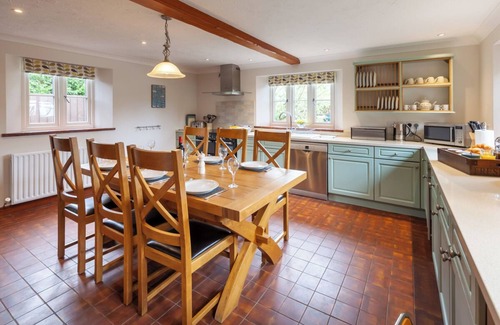 Weybourne House | Luxury 5 Star Holiday Cottage close to the beach