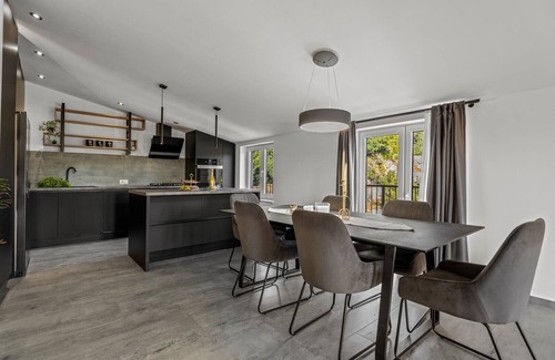 Imotski Villa | Luxury 6-bedroom villa, Finnish sauna, Treadmill, heated infinity swimming pool, spectacular and very comfortable outdoors, absolutely peaceful neighbourhood