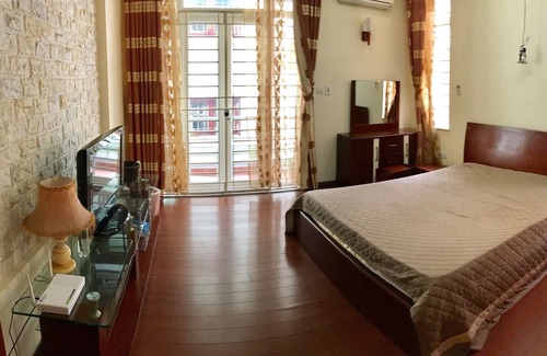 Ha Dong Villa | Luxury and Awesome lakeside's villa