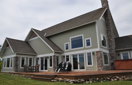 Two Harbors House | Luxury And Privacy On 10 Acres/3800 Sq Ft Chateau Overlooking Lake Superior