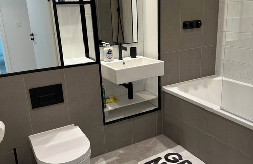 Tokyngton Apartment | Luxury apartment in iconic Wembley