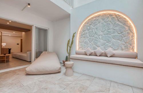 Qawra Apartment | Luxury Apartment In St Pauls Bay W Pool By Homely