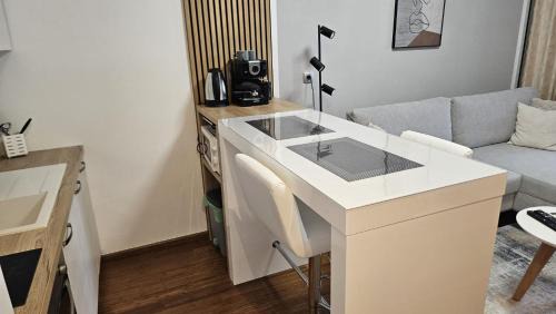 Znjan Apartment | Luxury Apartment Lullu Residence