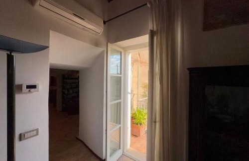 Old Town Apartment | Luxury Apt Priori 46 in City Centre - ItalyWeGo