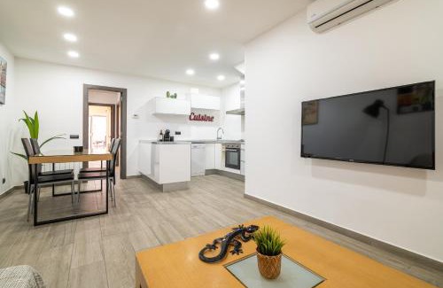 Premia de Mar Apartment | Luxury Beach Apartment, next to the sea