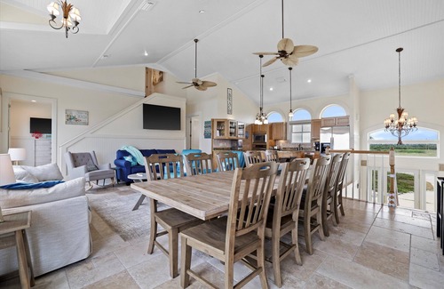 Southpointe House | Luxury BEACH FRONT Home - Beautiful Views