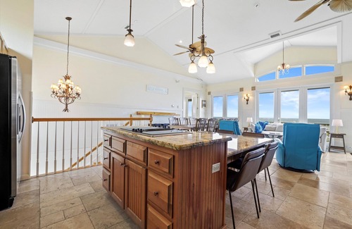 Southpointe House | Luxury BEACH FRONT Home - Beautiful Views