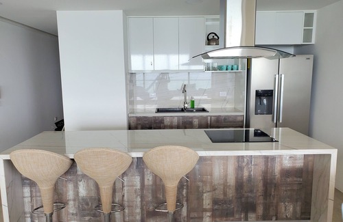 Salinas Condo | Luxury Beachfront Apartment in Chipipe – Stunning Views & Top Amenities 🌊🏖️