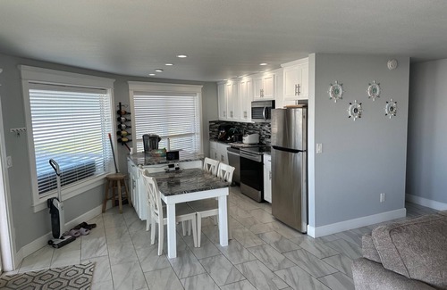 Gleneden Beach Apartment | Luxury beachfront property with amazing views, hot tub and steps to the beach.