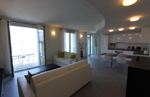 Lezzeno Apartment | Luxury Bellagio