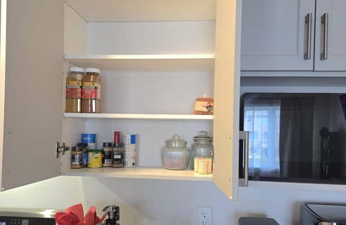 Thorold House | Luxury bungalow near Niagara fall (12 minutes Away)